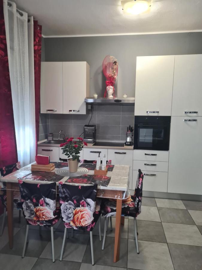 Petalo Rosso Apartment Pegognaga Luaran gambar