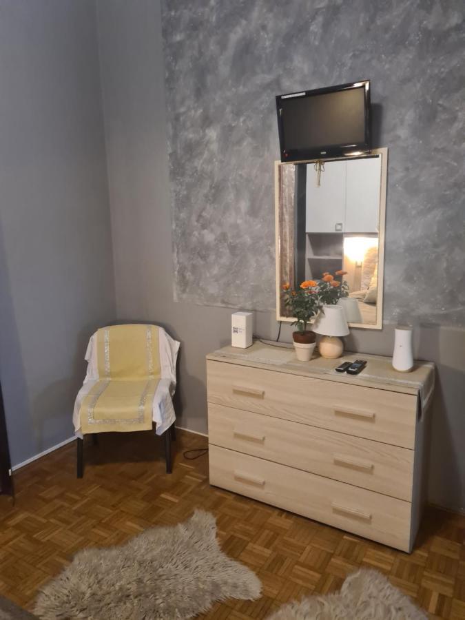 Petalo Rosso Apartment Pegognaga Luaran gambar